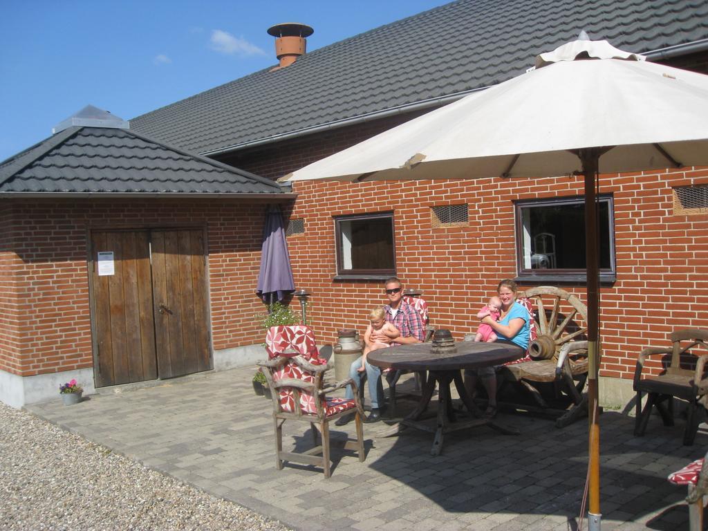 Den Gamle Kostald Bed & Breakfast Holsted Exterior foto